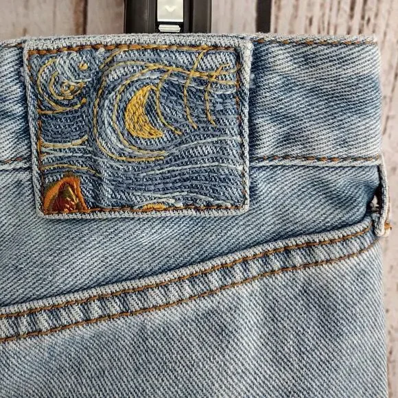 Cleo + Wolf Patchwork Distressed Light-Wash High-Rise Straight Jeans Women's 29 - Picture 10 of 15